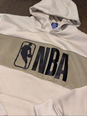 NBA Youth Tan and Olive Hoodie. 14-16